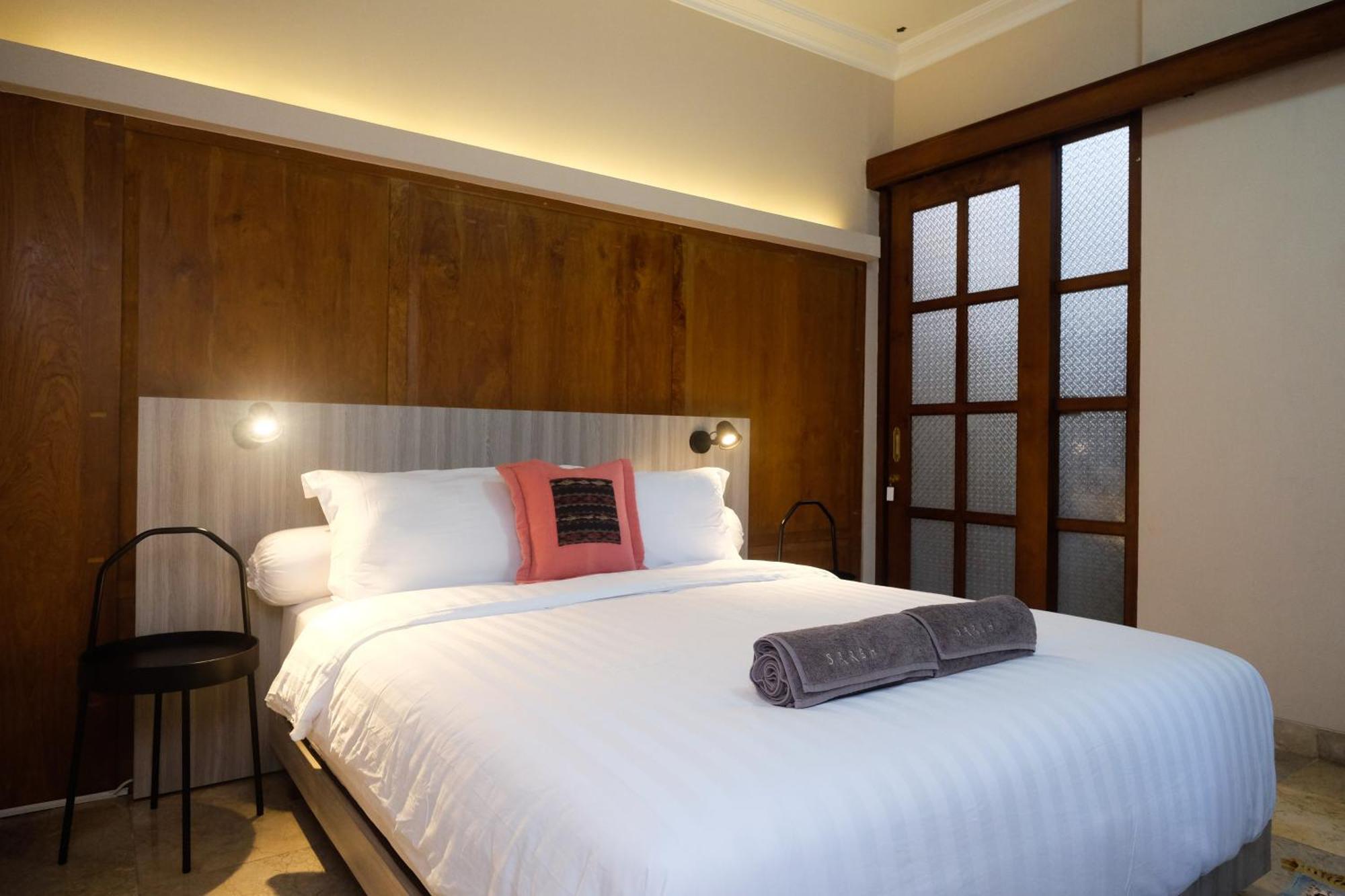 Hotel Sareh By The Lavana 3*
